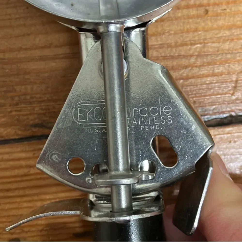 Vintage Ekco Miracle Ice Cream Scoop
